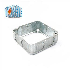 Ein Zwei-Gang-Schalter und eine Steckdose ERWEITERUNGSKASTEN Elektrische Kästen und Abdeckungen